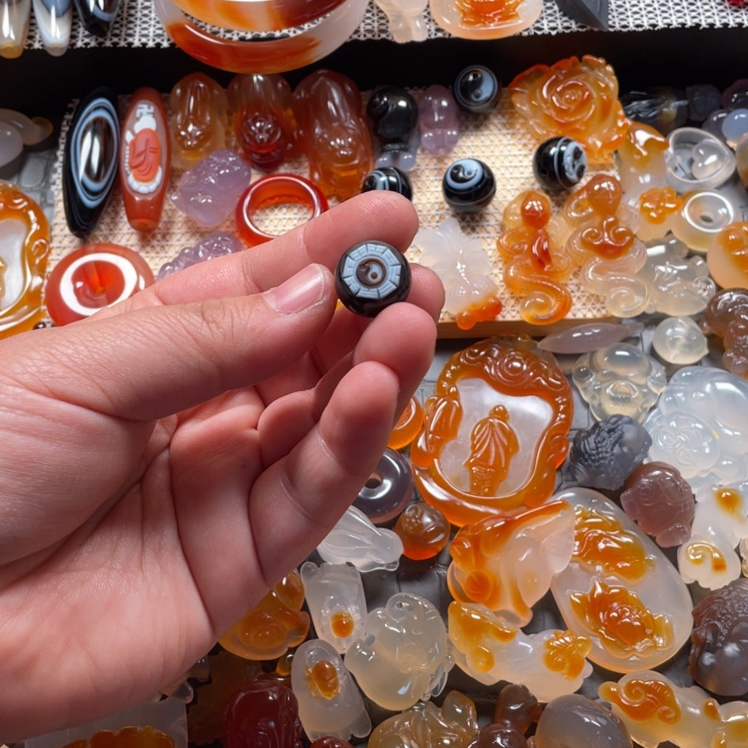 玛瑙/玉髓颈饰未镶嵌I****n