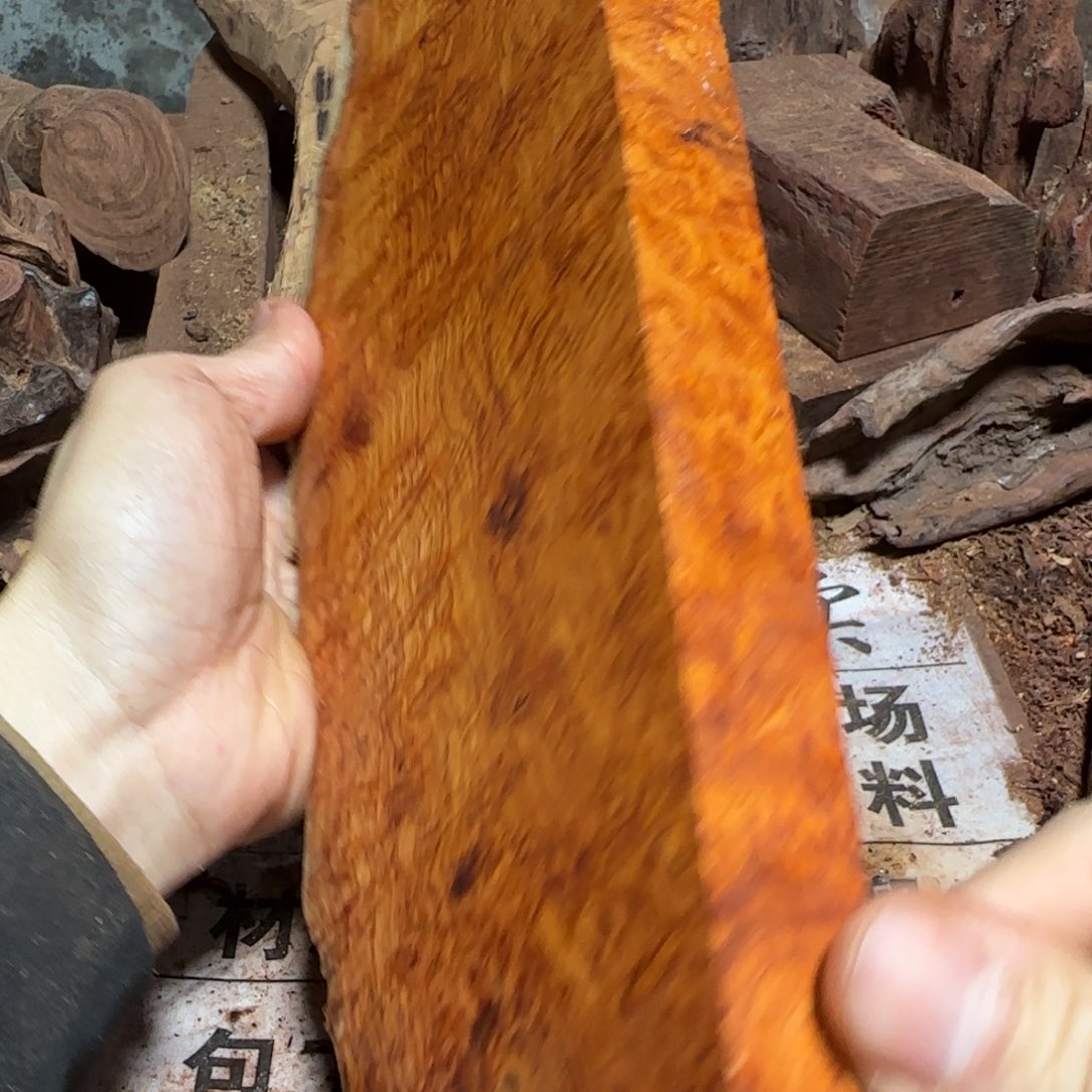 A***三大果紫檀（缅甸花梨）