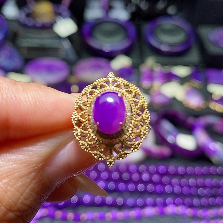 苏纪石（舒俱来）戒指18K金镶嵌