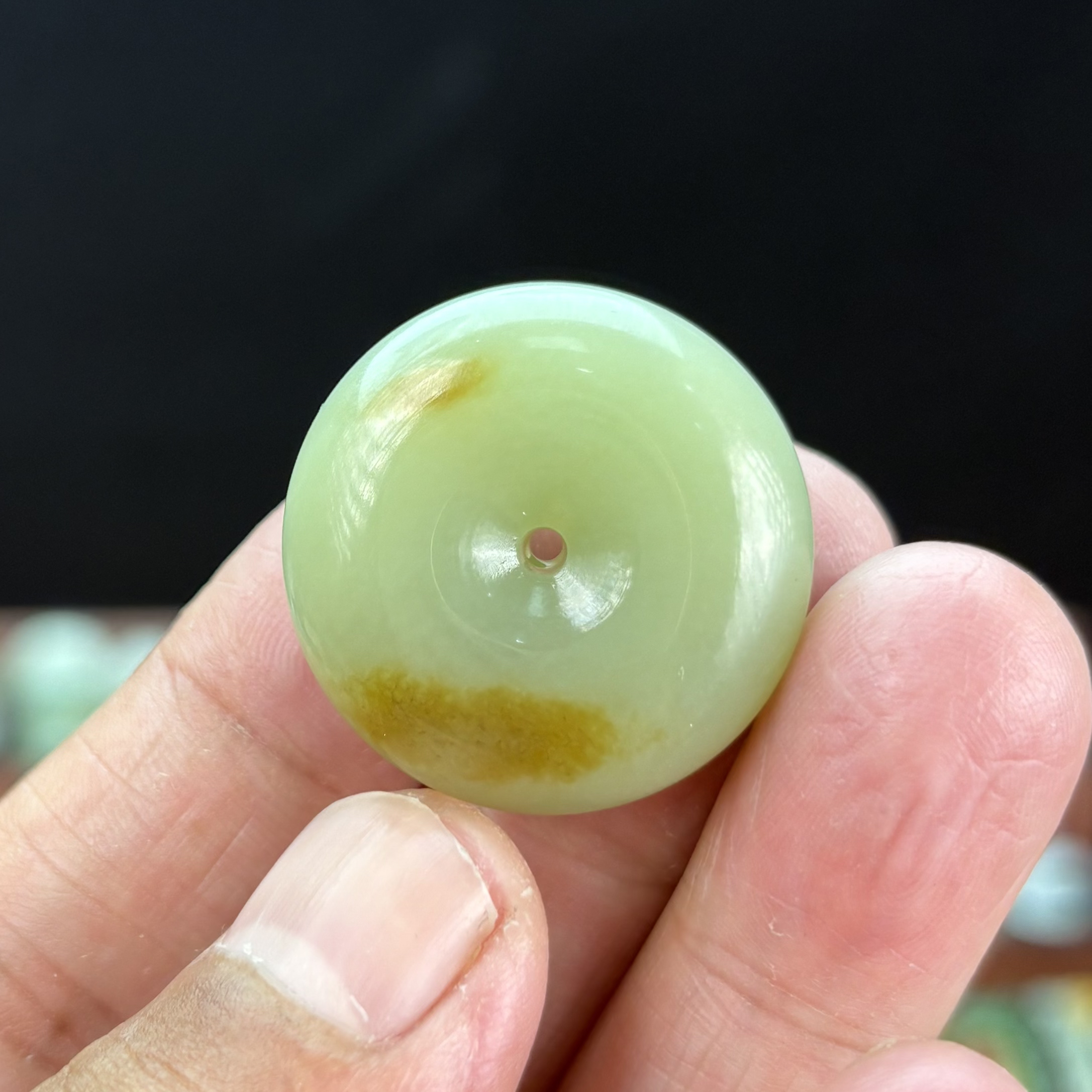 28mm若羌糖黄口和田玉平安扣吊坠