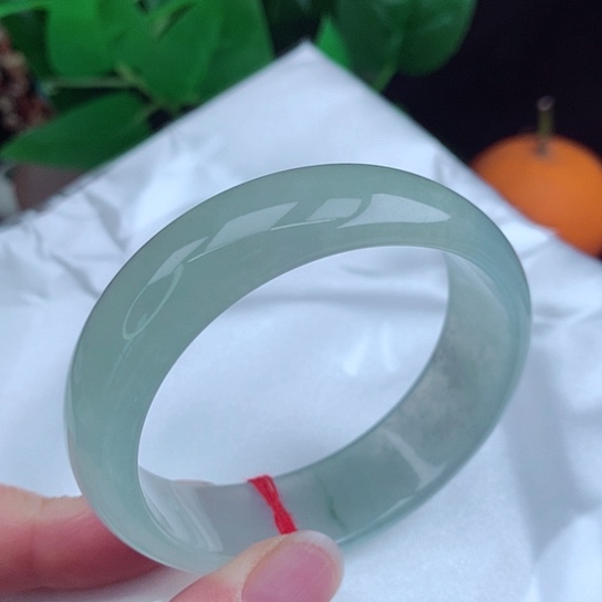 翡翠手镯未镶嵌   贵妃56 大轮胎