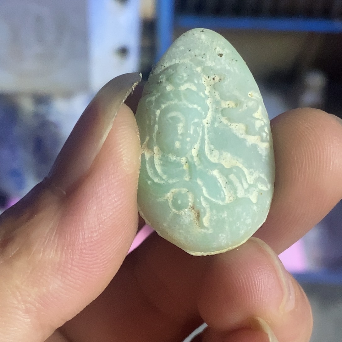 未镶嵌挂件翡翠毛