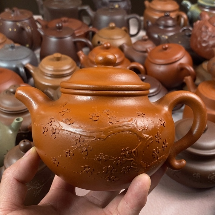 紫砂茶壶时**者宜兴紫砂壶