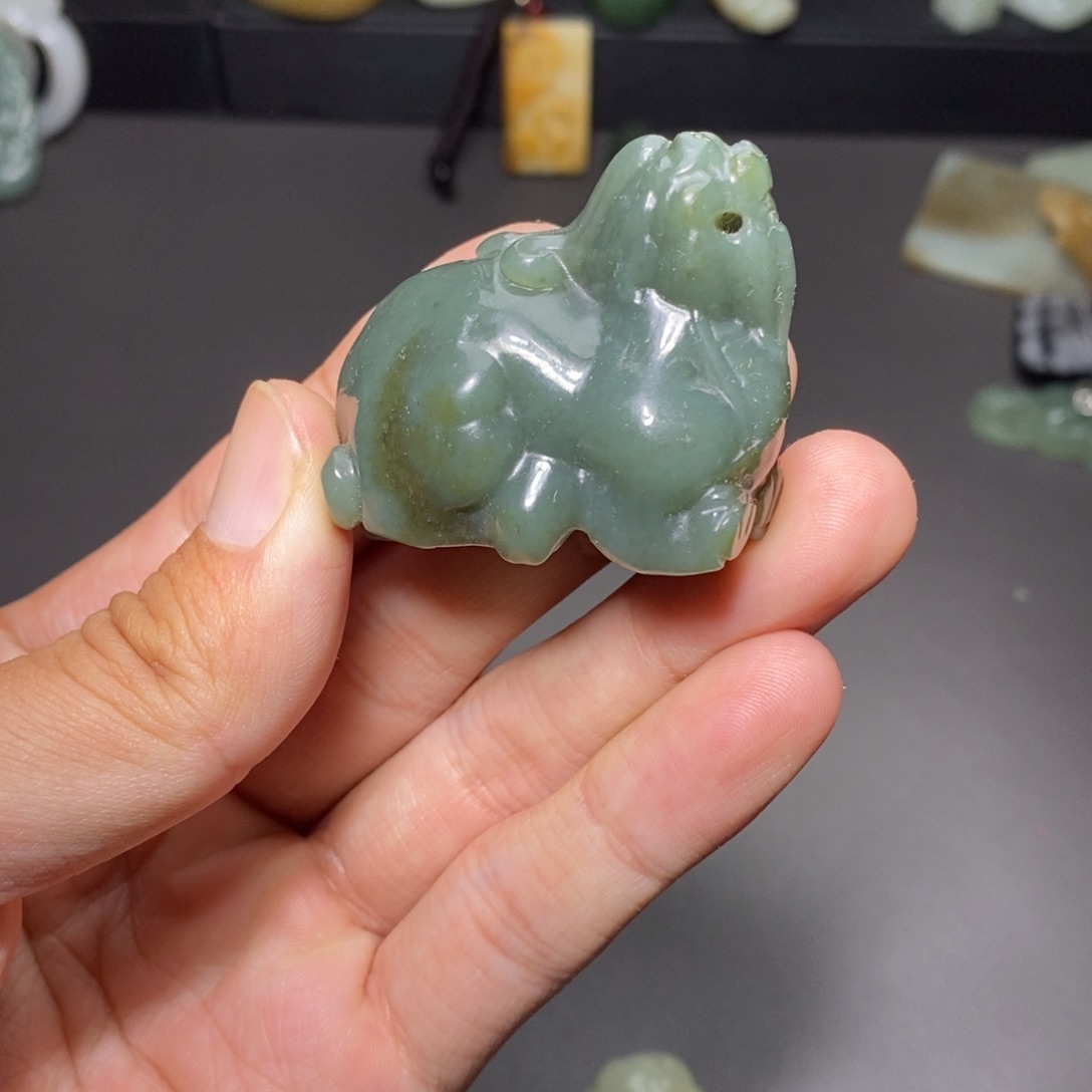 颈饰未镶嵌和田玉