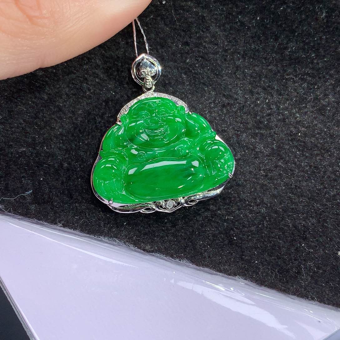 翡翠吊坠(赠链)18K金镶嵌