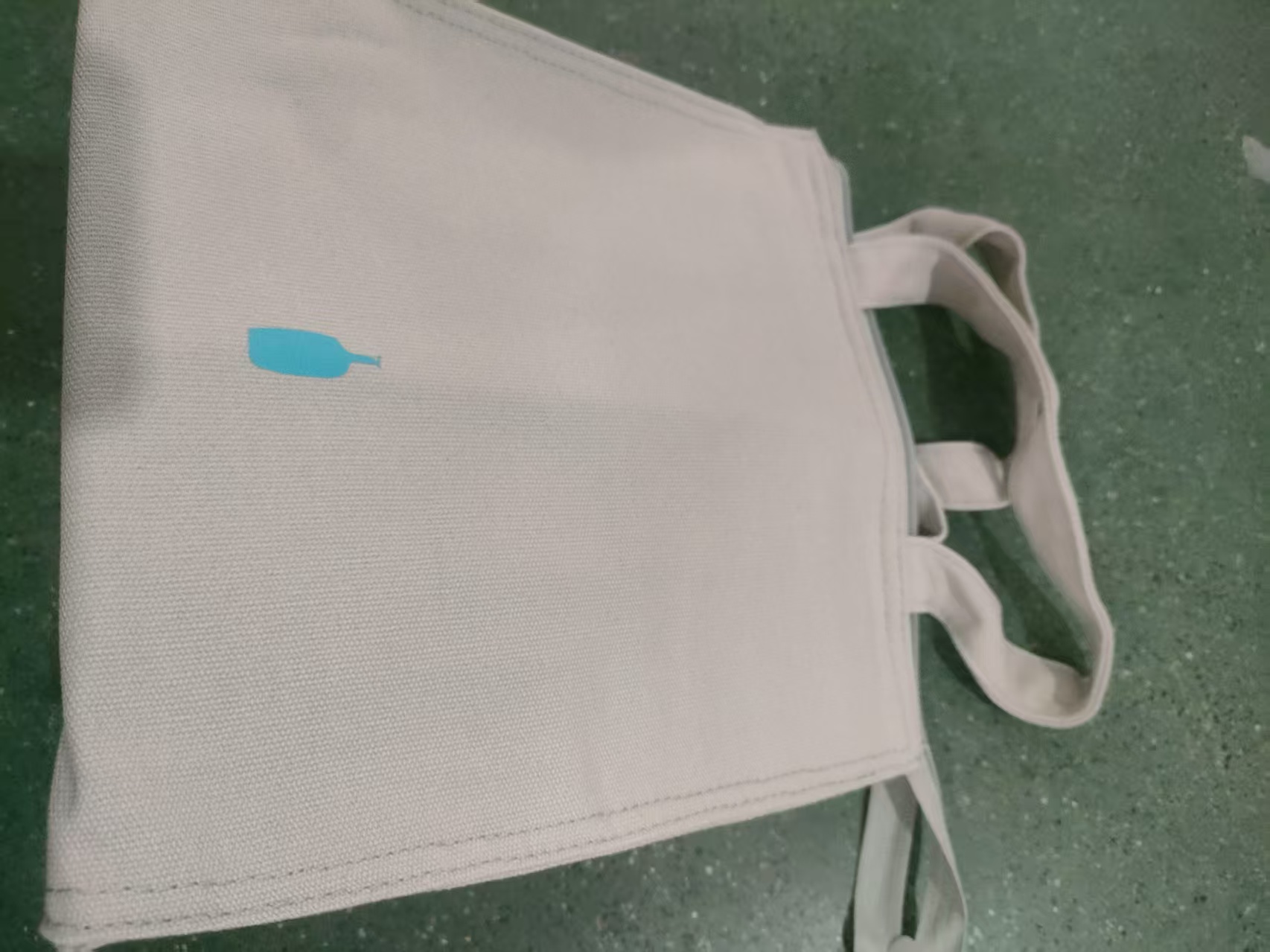 微瑕多功能浅灰色蓝色酒杯收纳保温便当包包发1个