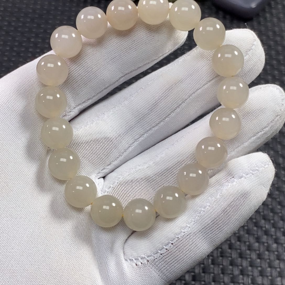 和田玉手链未镶嵌