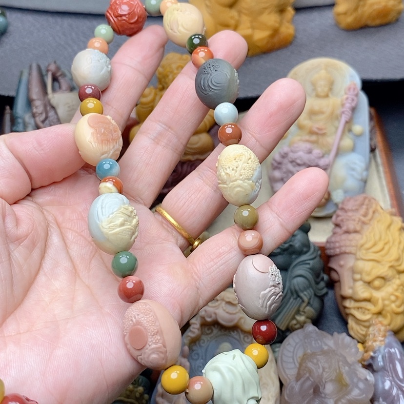 【闪购商品】定制石英质玉吊坠未镶嵌