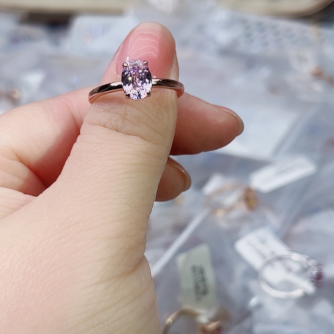 莫桑石非金属K枚光臂粉钻鸽子蛋-17