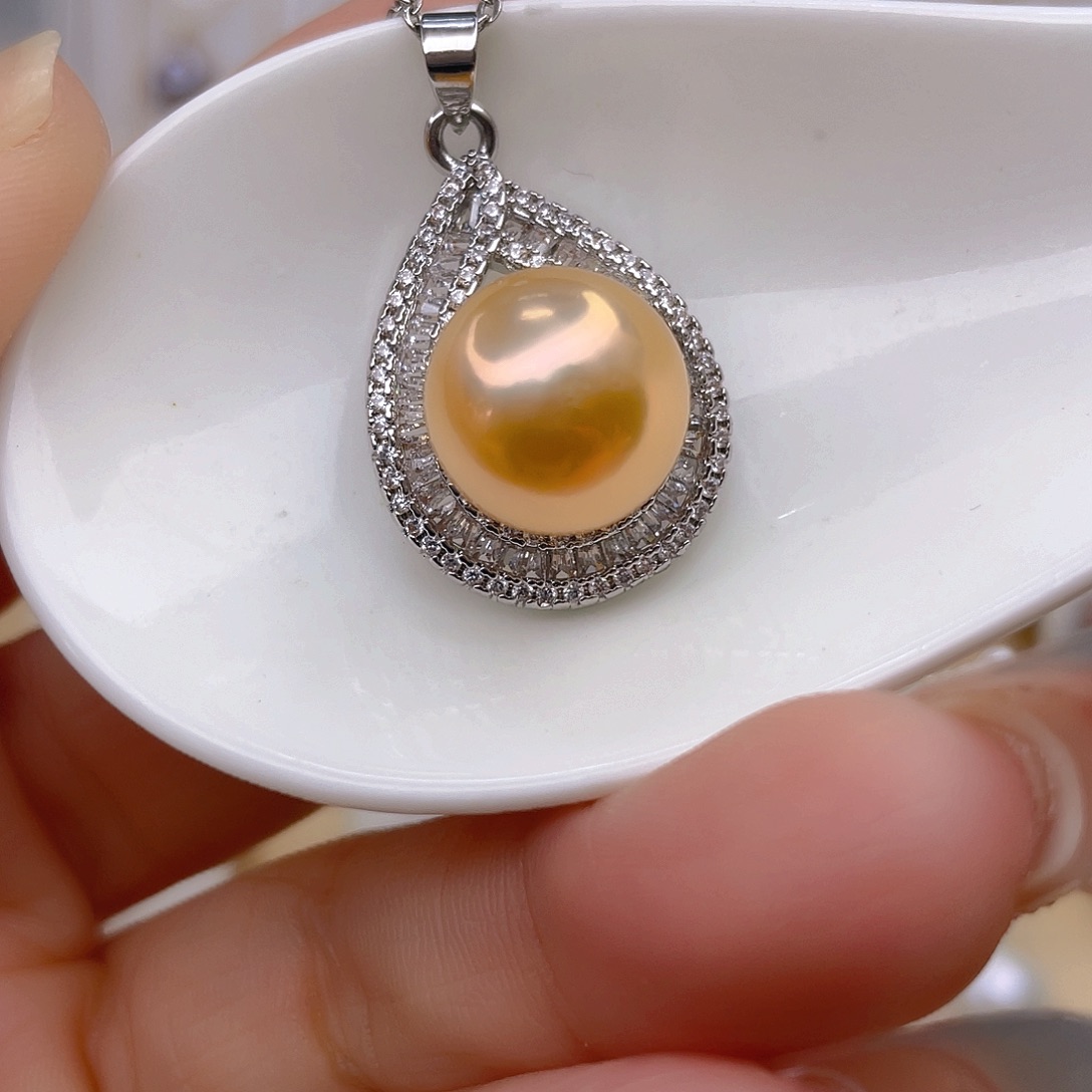 未镶嵌吊坠(赠链)淡水珍珠