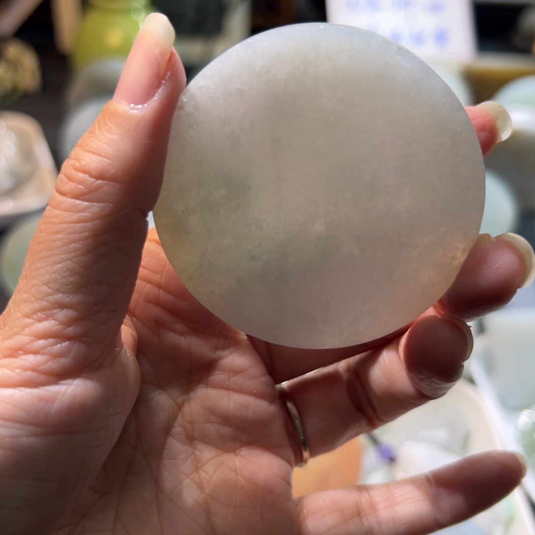 翡翠裸石翡翠镯心