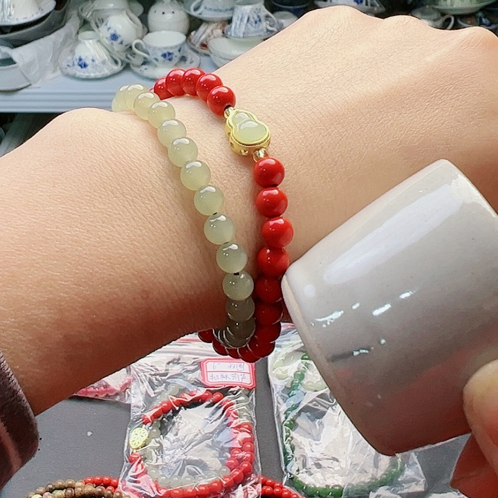 15555585885688978988885665