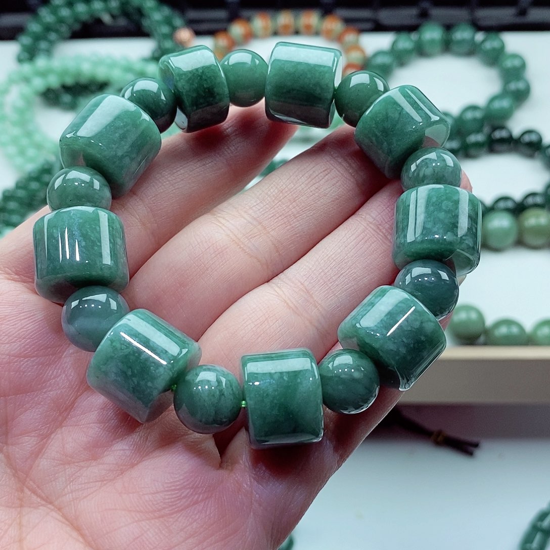 毛衣链未镶嵌翡翠