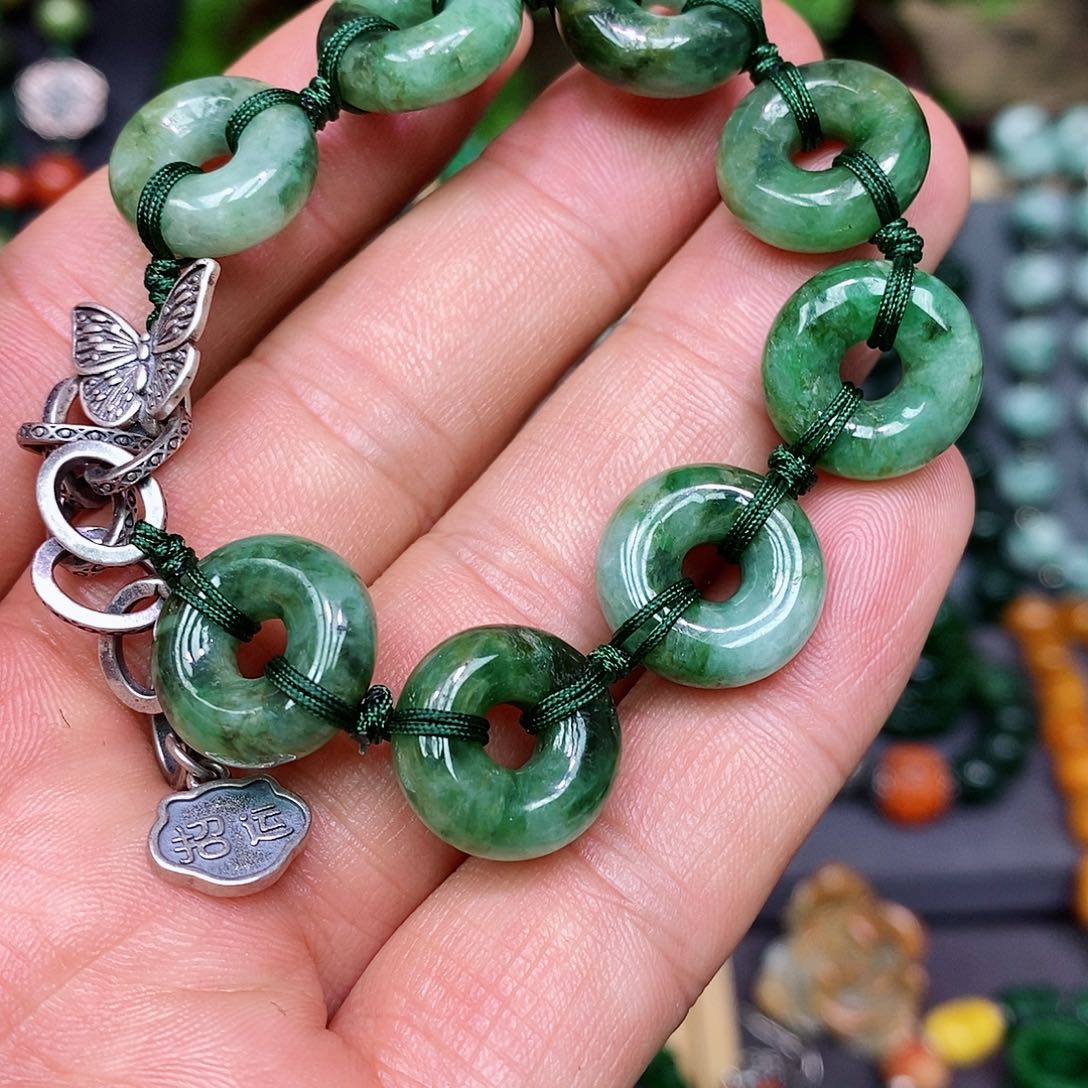 未镶嵌翡翠手链波*漂亮美眉也