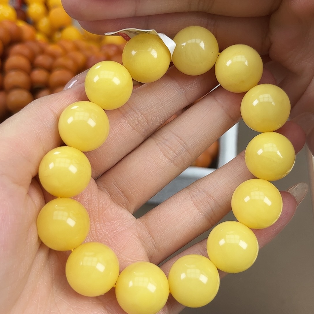 未镶嵌琥珀颈饰蜜蜡