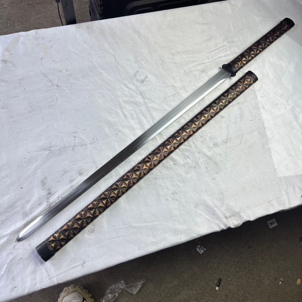 2769。龙泉昊天宝剑唐横刀高猛钢未开刃