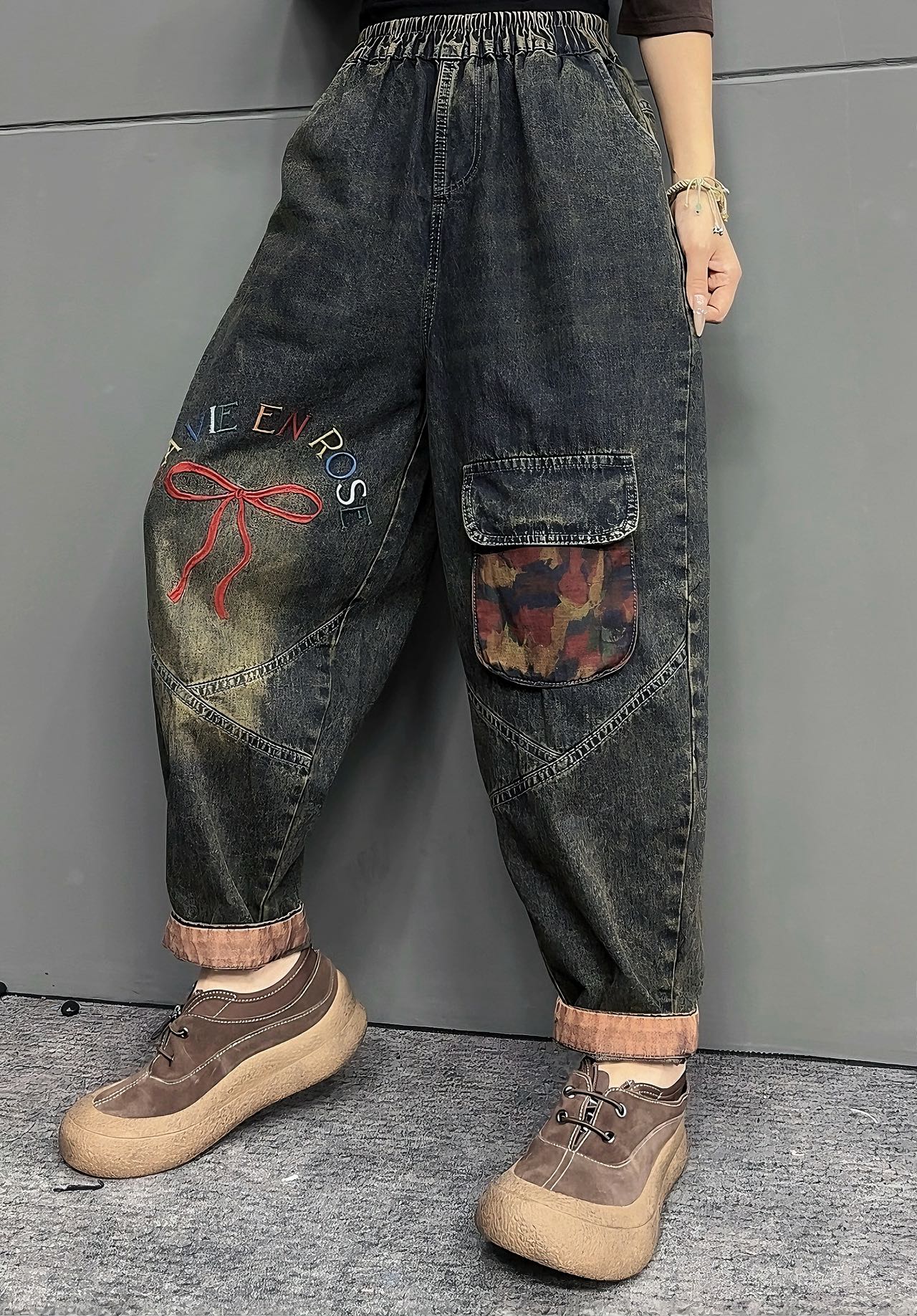 2025春秋爆款拼接松紧腰女装宽松舒适百搭休闲刺绣水洗牛仔哈伦裤