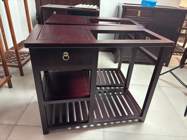 血檀茶水架，新中式风格，隼卯结构，美观实用，75-38-62厘米高