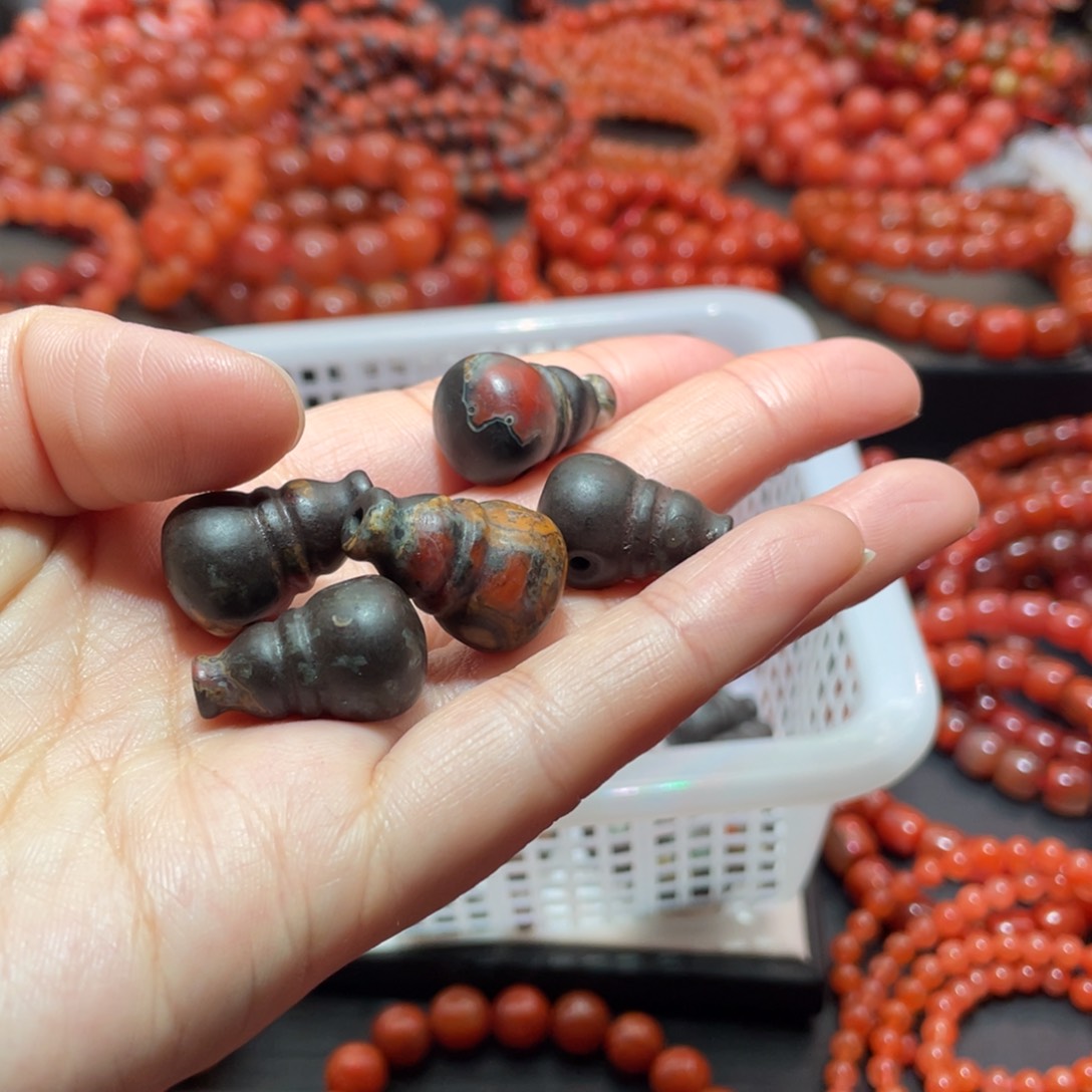 南红玛瑙手链未镶嵌用****2