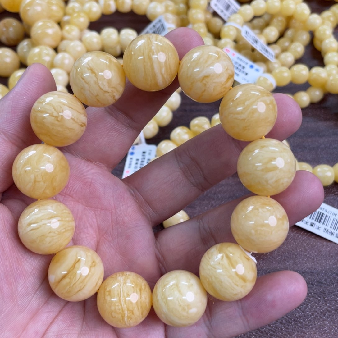 未镶嵌琥珀裸石0210000000