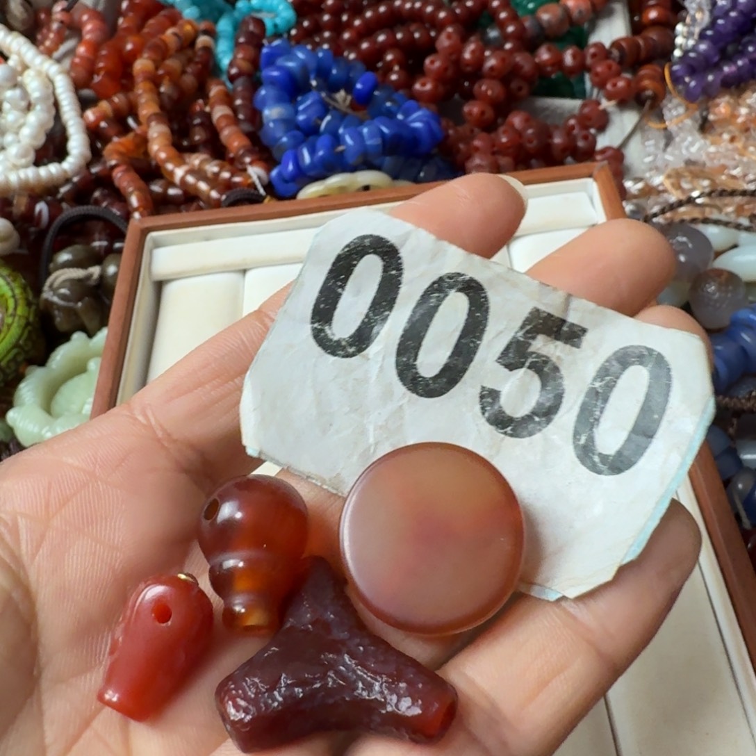 一***e玛瑙/玉髓未镶嵌颈饰