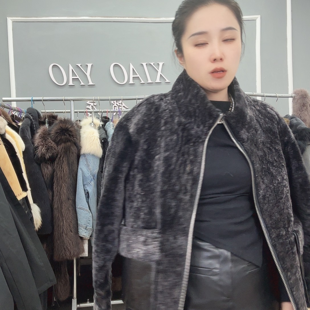 姚小妖家高端皮草