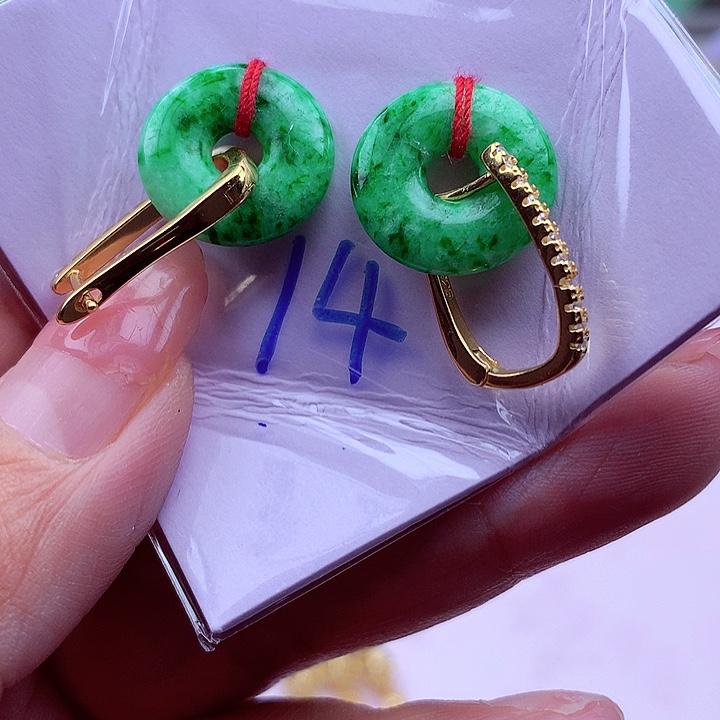 翡翠颈饰银S925镶嵌翡翠