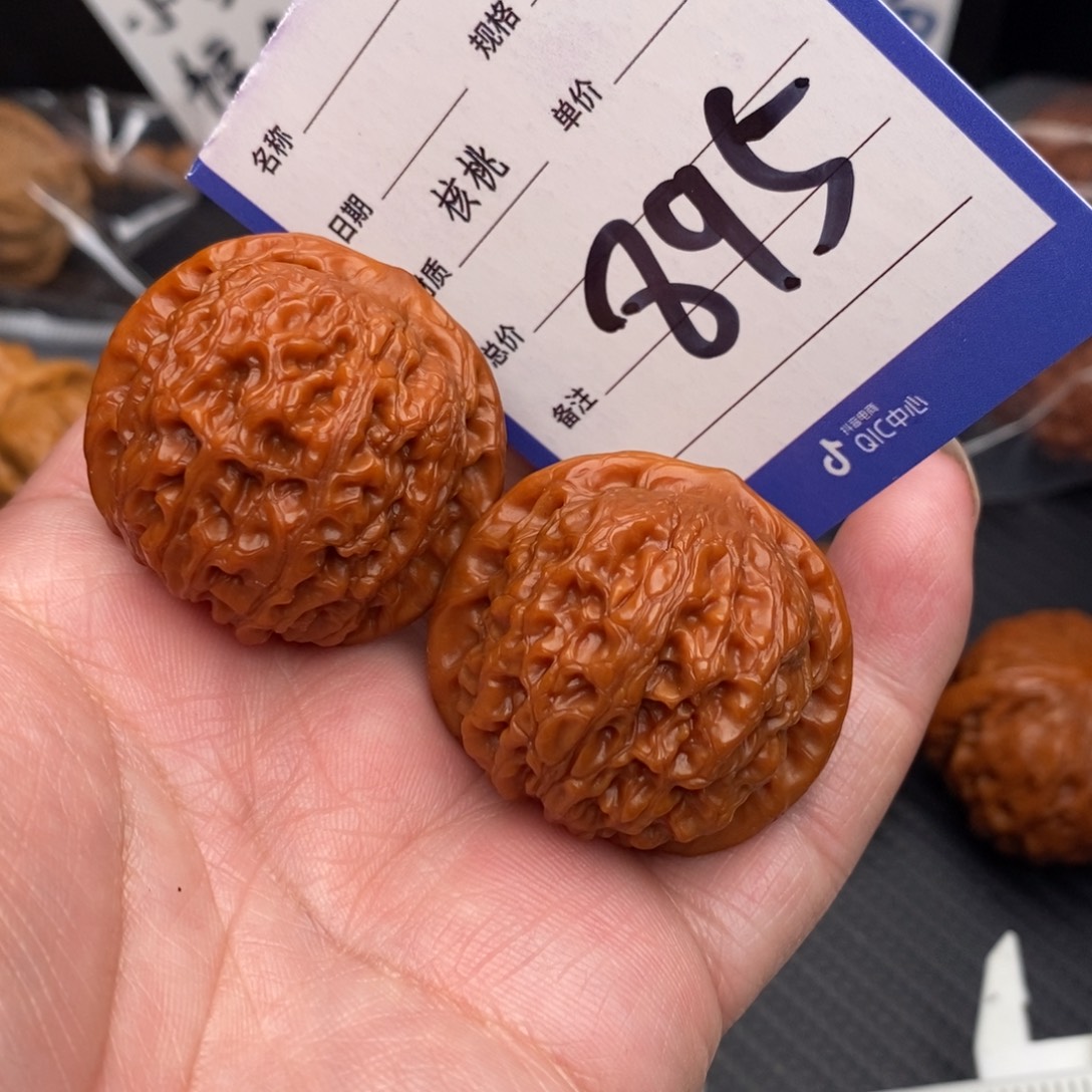 桃核把件血麒麟37mom