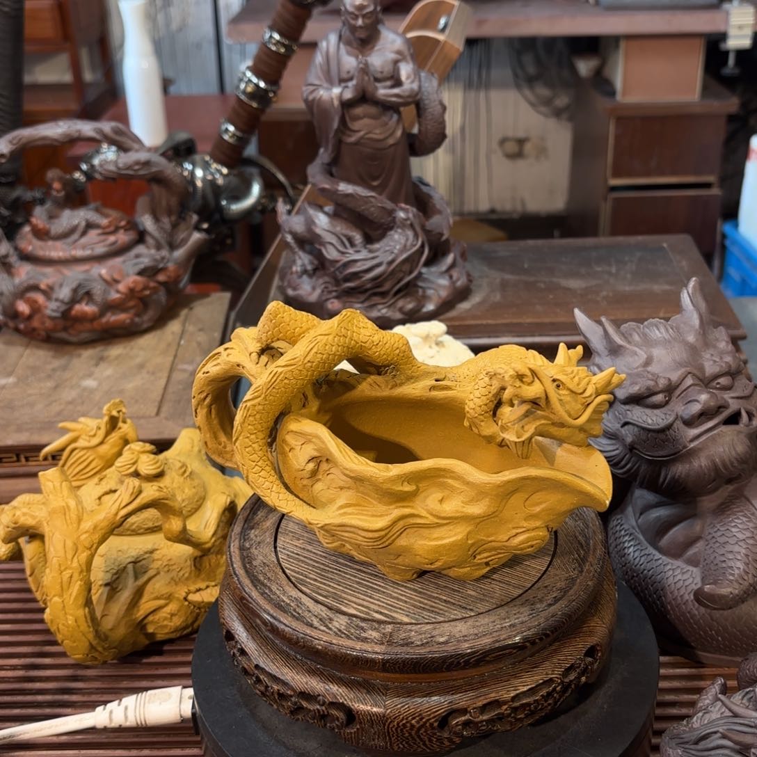 紫砂茶壶云**波紫砂壶收藏鉴赏辞典作者