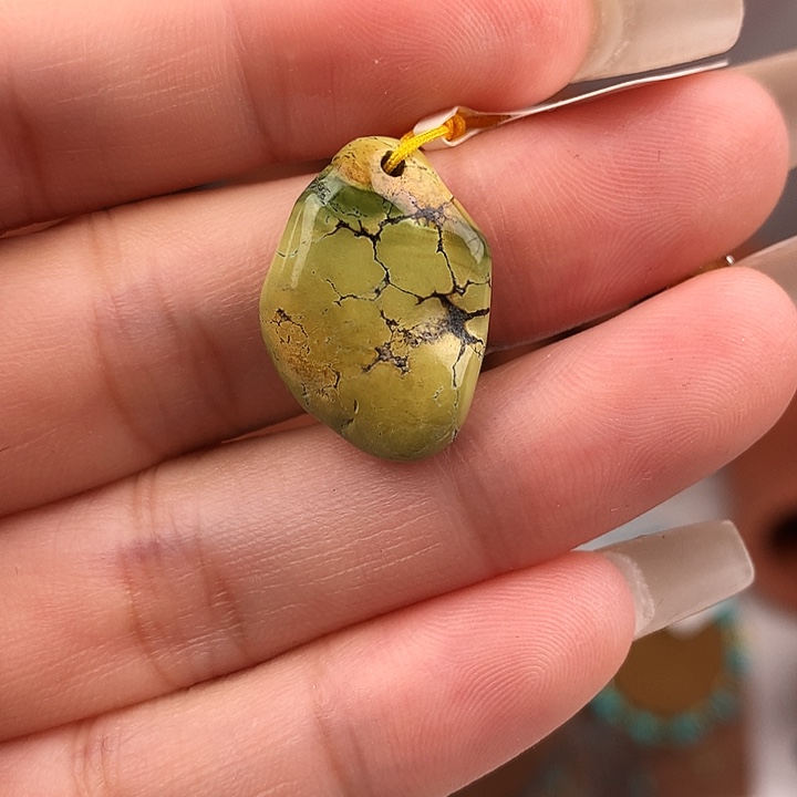 绿松石未镶嵌原矿