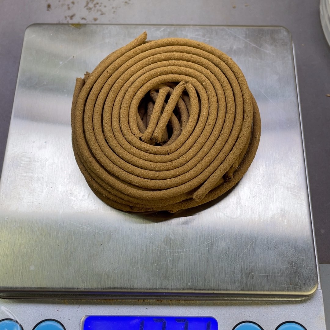 沉香沉香碎屑海南莺歌绿Q手工龙仙盘香13.7克