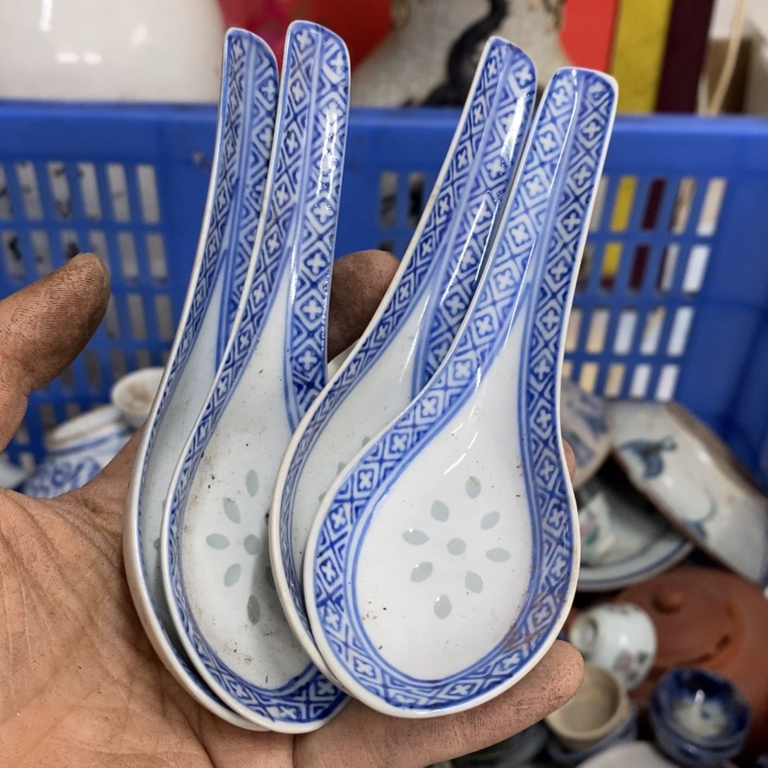 凤***羊陶瓷微瑕瓷器不退不换