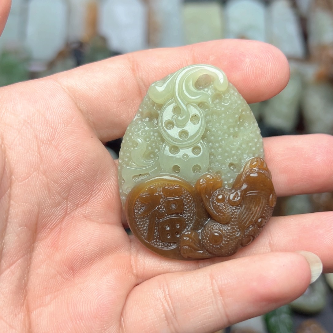 和田玉未镶嵌挂件