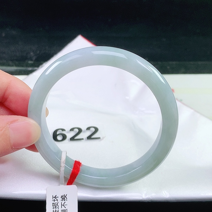 未镶嵌手镯翡翠622