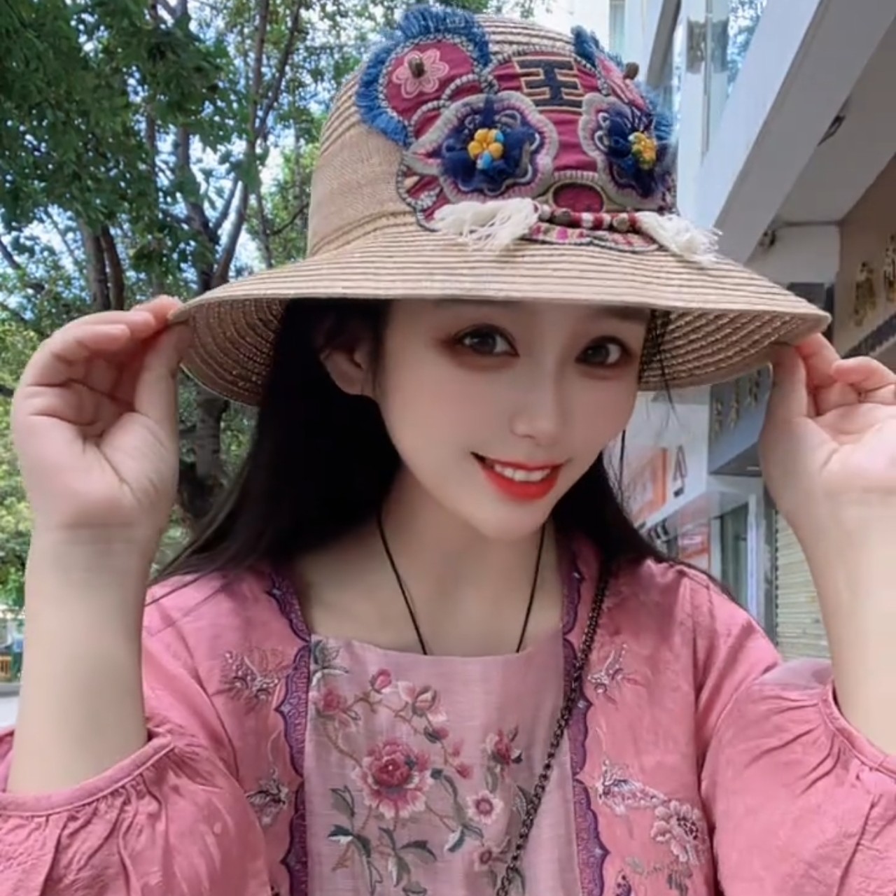 女遮阳帽春秋民族风刺绣草帽帽子女士太阳帽绣花休闲