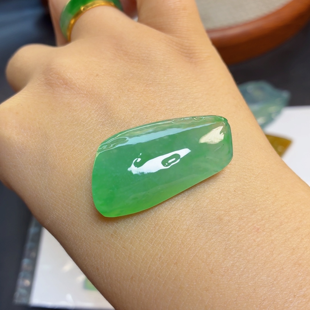 定制翡翠未镶嵌翡翠首饰