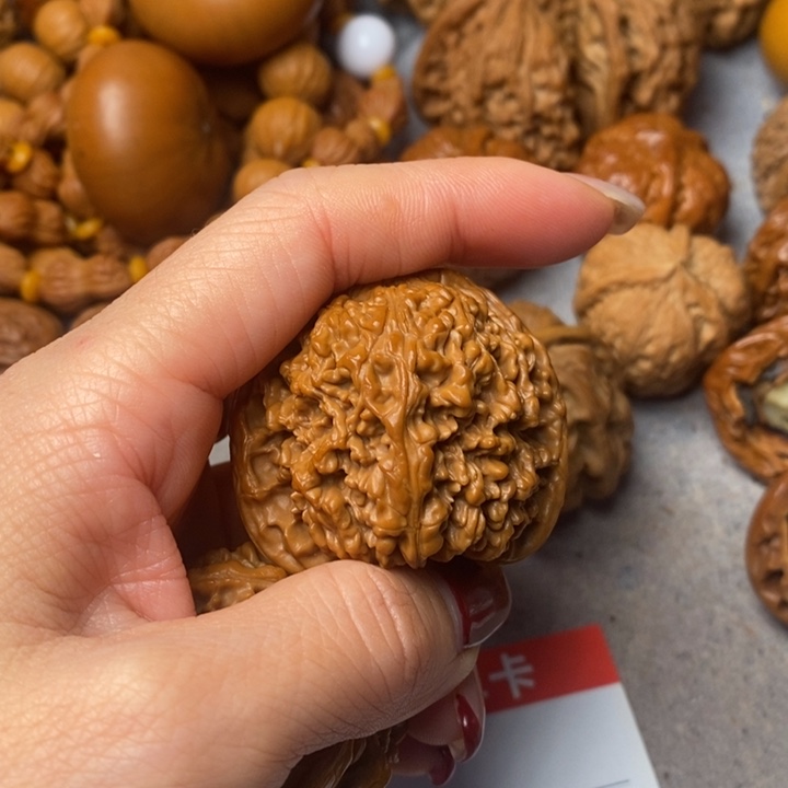 大***龙文玩核桃吊坠满天星