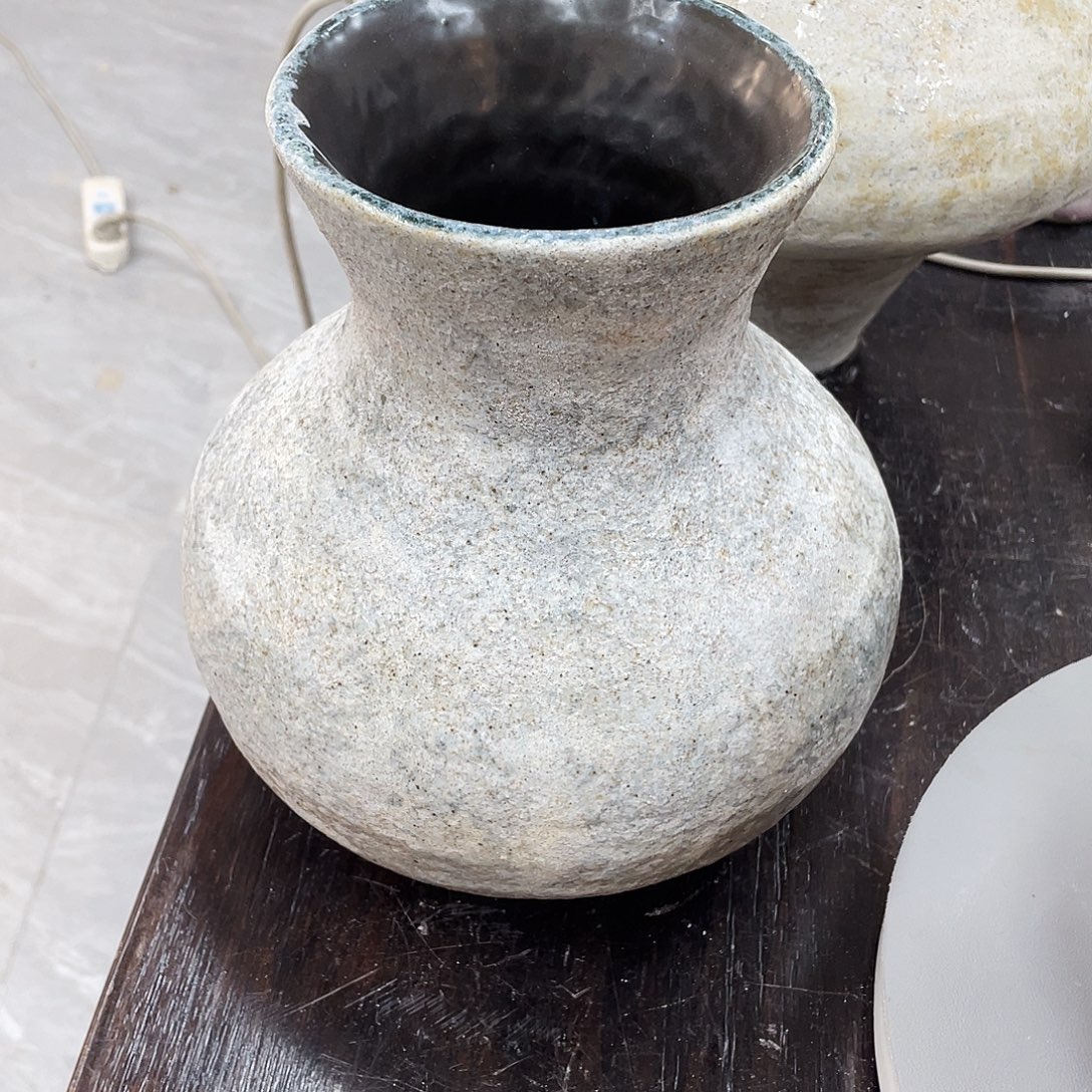 小***熊花瓶高23口12手工盘泥