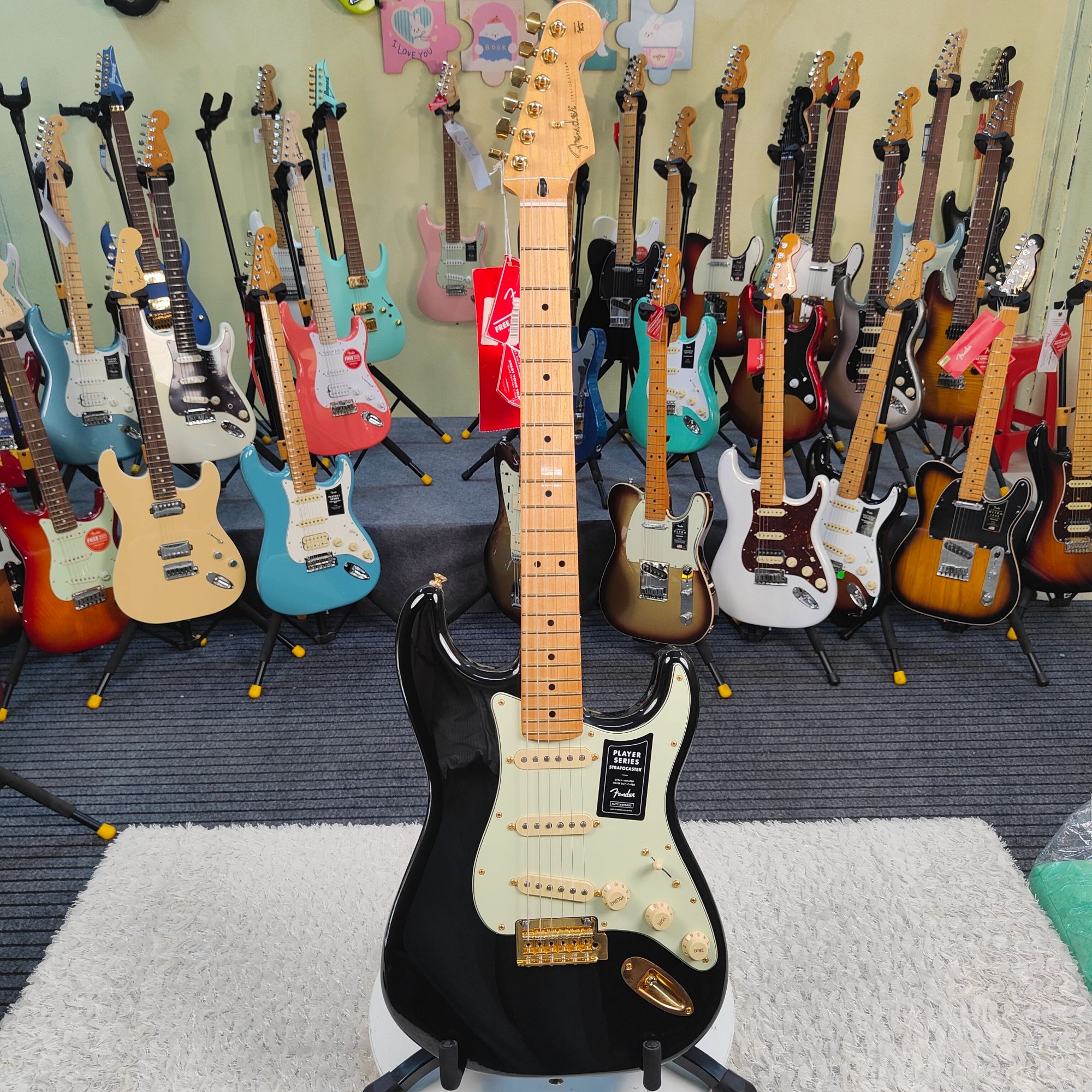 特价琴Fender芬达玩家st电吉他金色配件枫木指板0144612506黑色