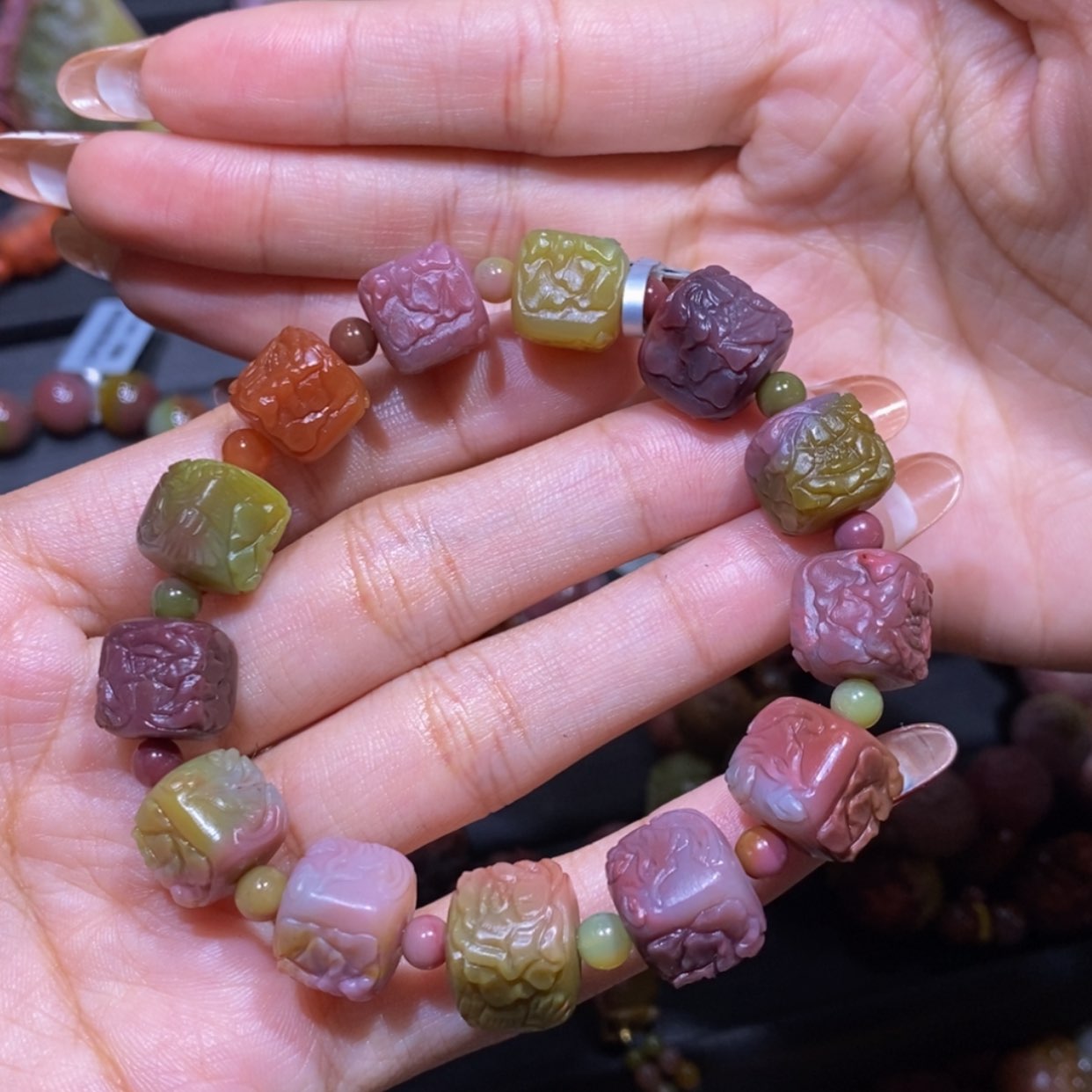 【闪购商品】玛瑙/玉髓手串未镶嵌盐源玛瑙