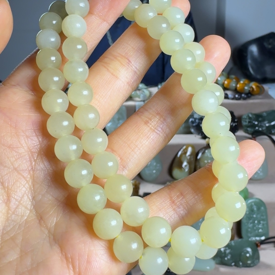 和田玉颈饰未镶嵌