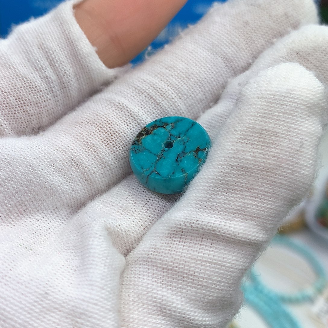 绿松石配饰未镶嵌