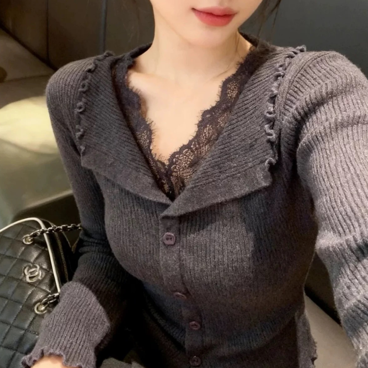 【小白姐姐】25208蕾丝V领针织秋冬款上衣