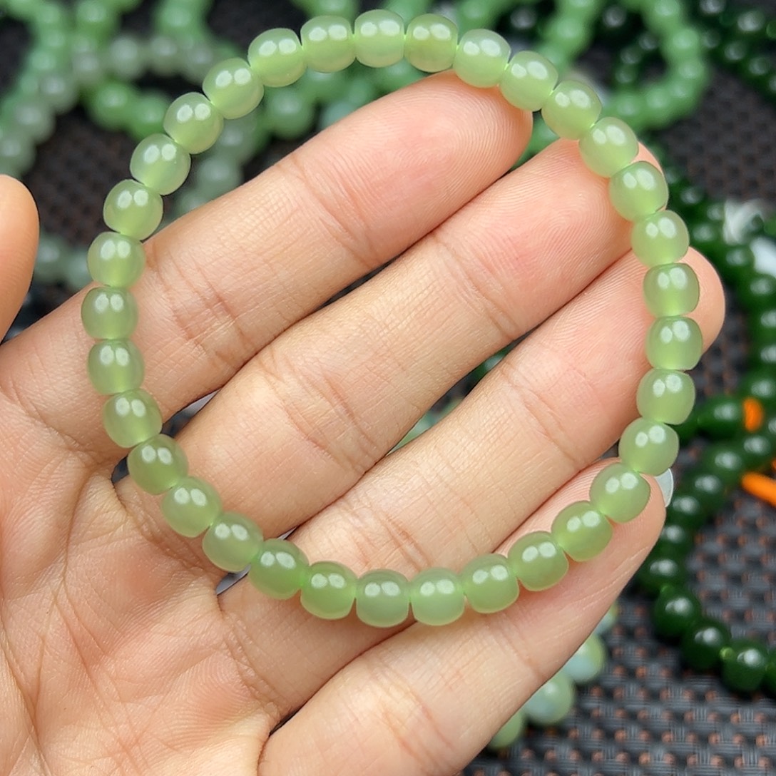 和田玉未镶嵌手链