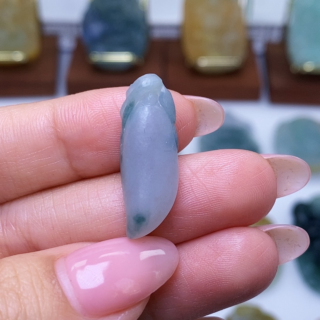 定制翡翠未镶嵌毛货