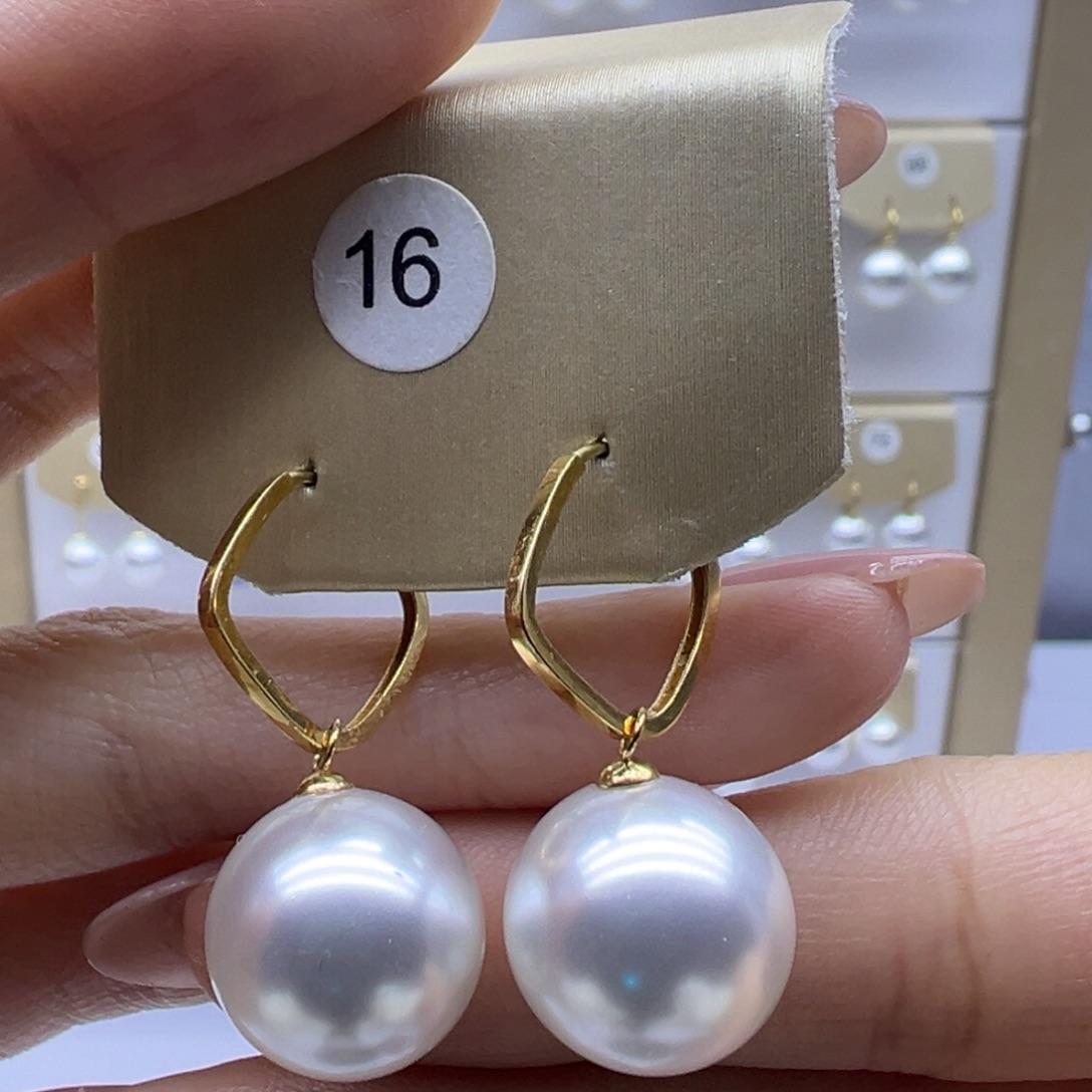 耳饰淡水珍珠18K金镶嵌