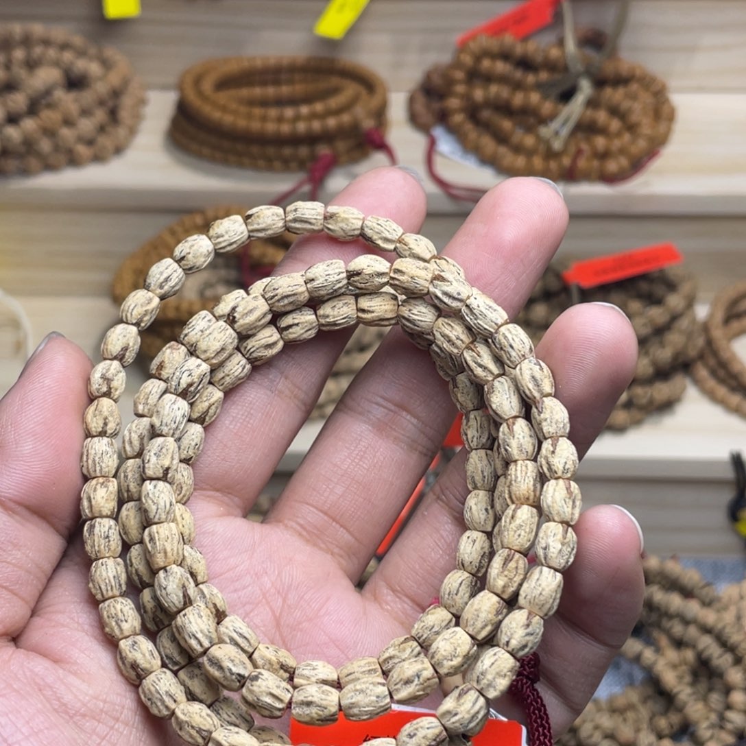 旺***仔柏香籽/百香籽手串