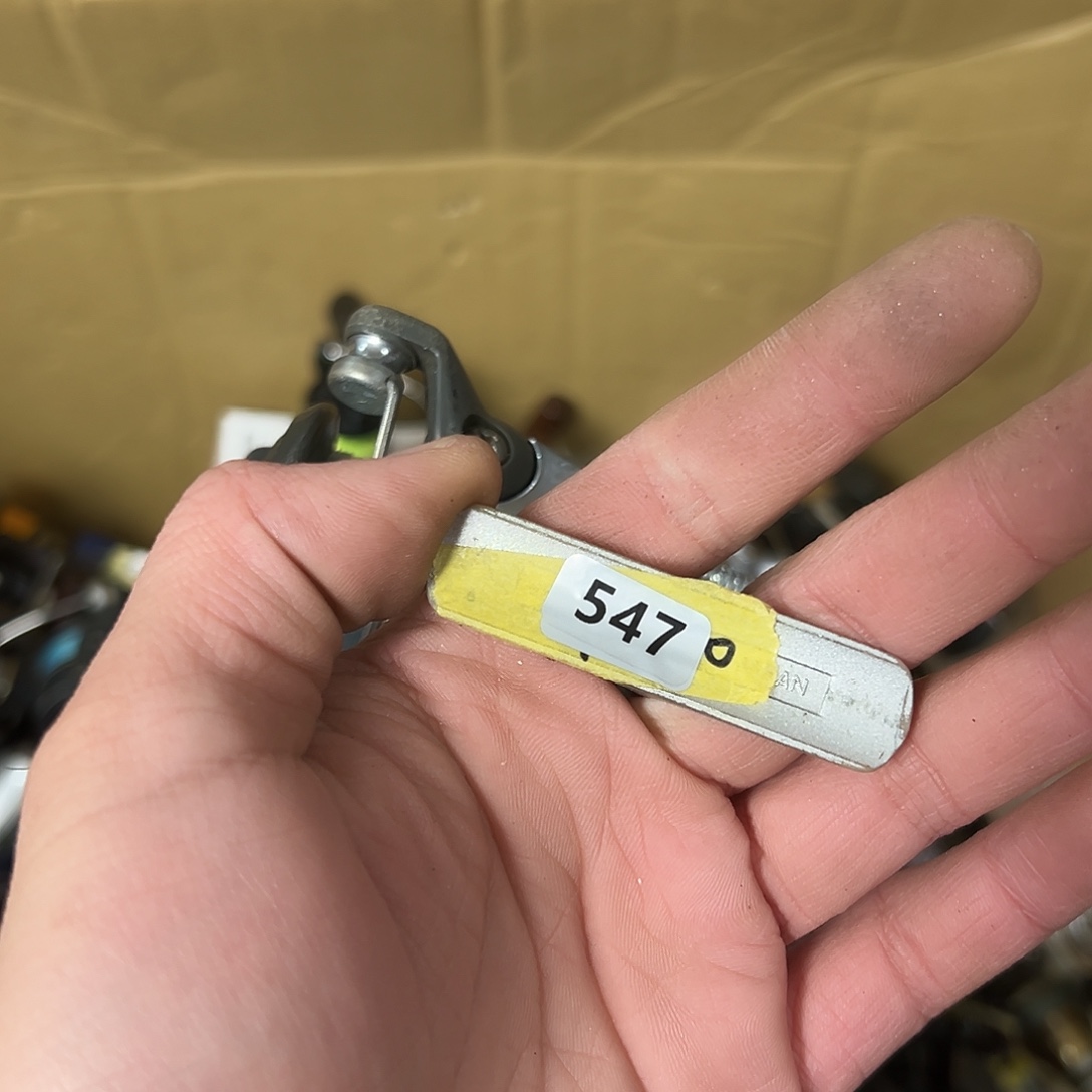 飞***鹰渔轮 日本渔具 水滴轮 纺车轮 鼓轮