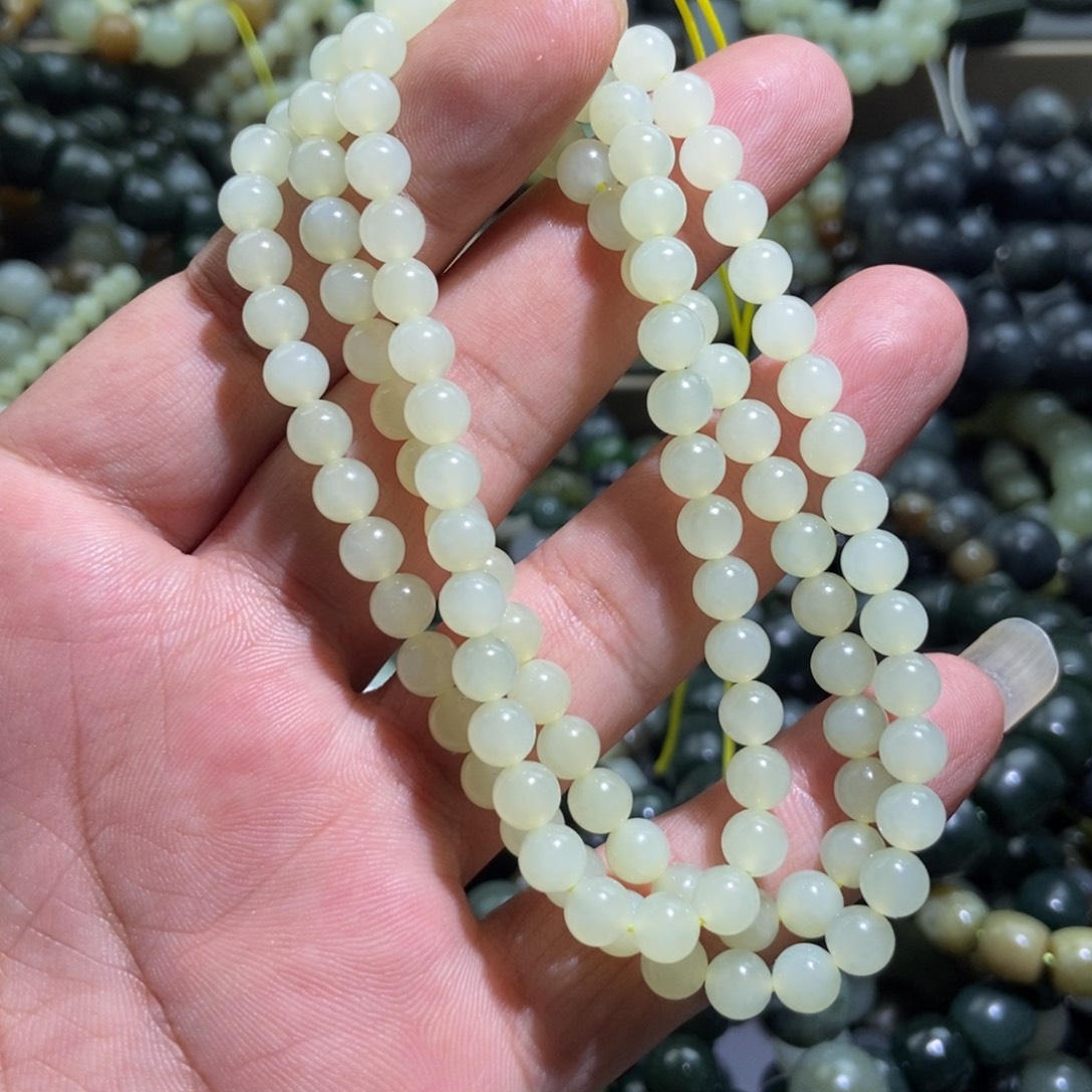 项链未镶嵌和田玉（糖玉）