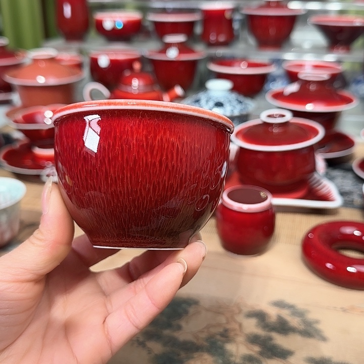 景德镇陶瓷红马坊缸杯